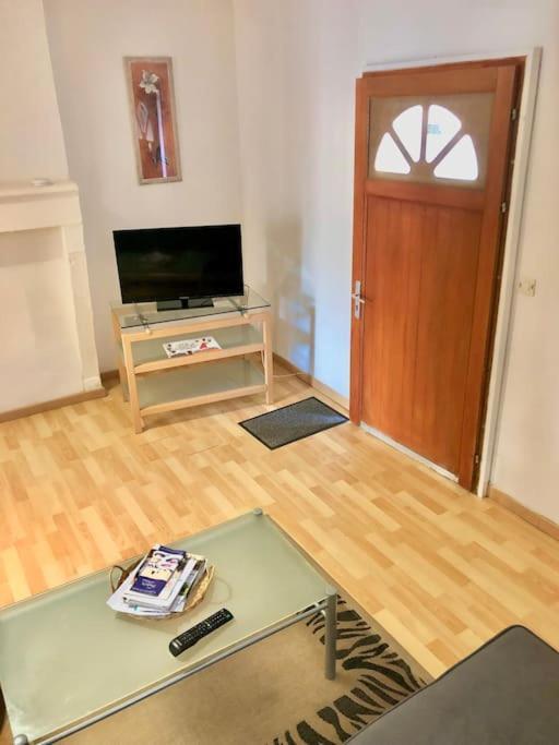 Appartement T3 Agreable A Bourbon L'Archambault Luaran gambar