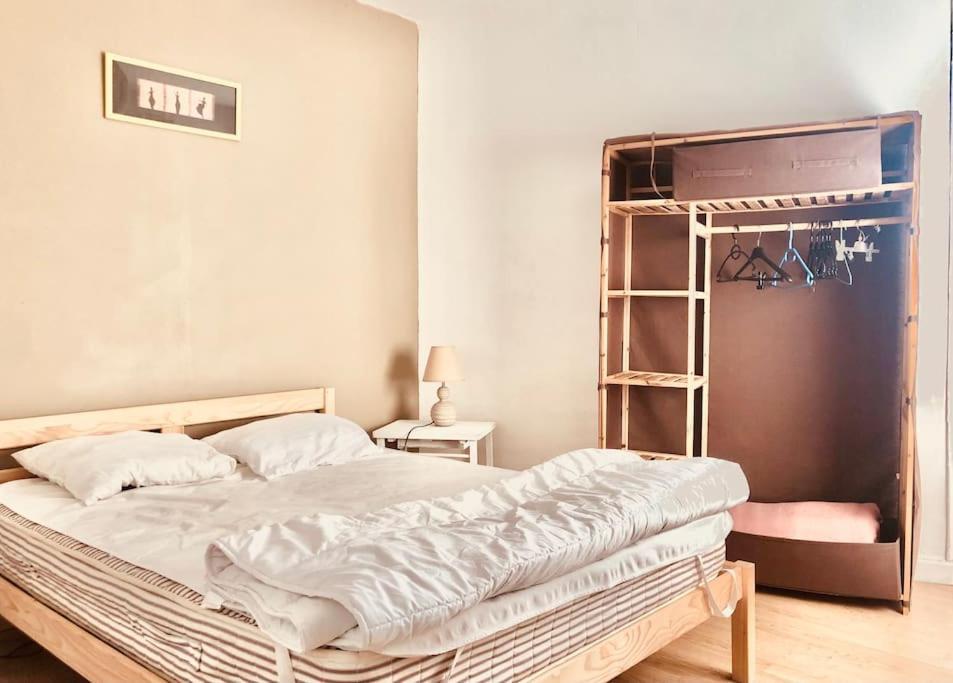 Appartement T3 Agreable A Bourbon L'Archambault Luaran gambar