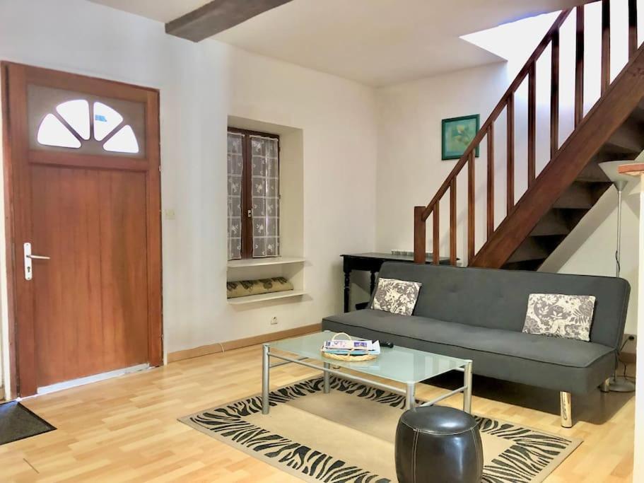 Appartement T3 Agreable A Bourbon L'Archambault Luaran gambar